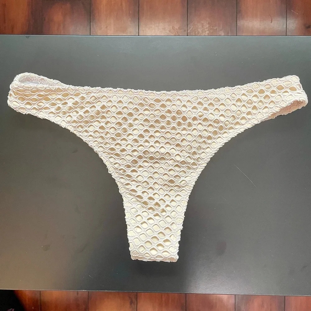 Nude Fishnet Bikini Cheeky High Leg Bottoms Criss Cross Top Size Large - Picture 11 of 14